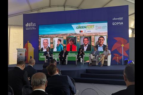 Session 2 speakers (L – R) Mark van der Veen (moderator) Ignacio Benitez, Insa Pohlenga, Christian Kiefer and Manfred Lebmeier discuss infrastructure for a stronger port ecosystem.